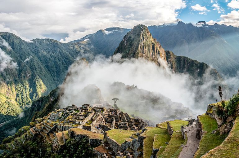 Machu Picchu desde Colombia